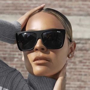 NWT Desk Perkins x Quay Black OTL II